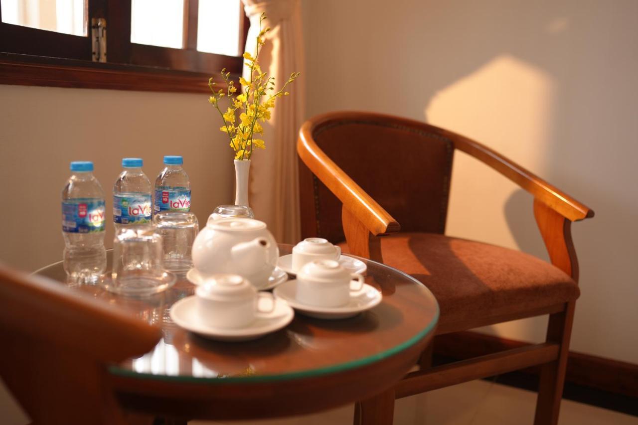 Pleiku Hotel Buitenkant foto